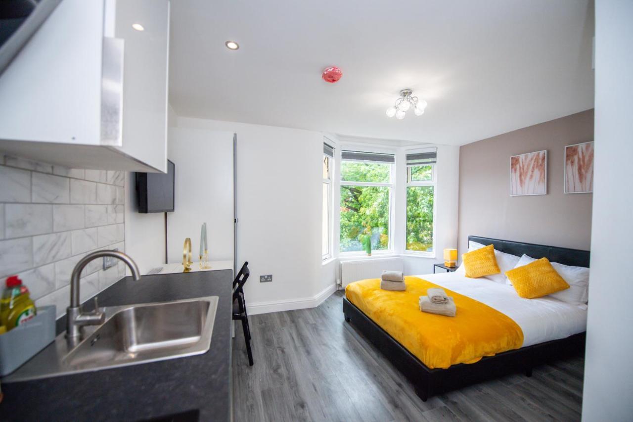 Five Seasons Liverpool City - Modern Studios Near Anfield Exteriör bild