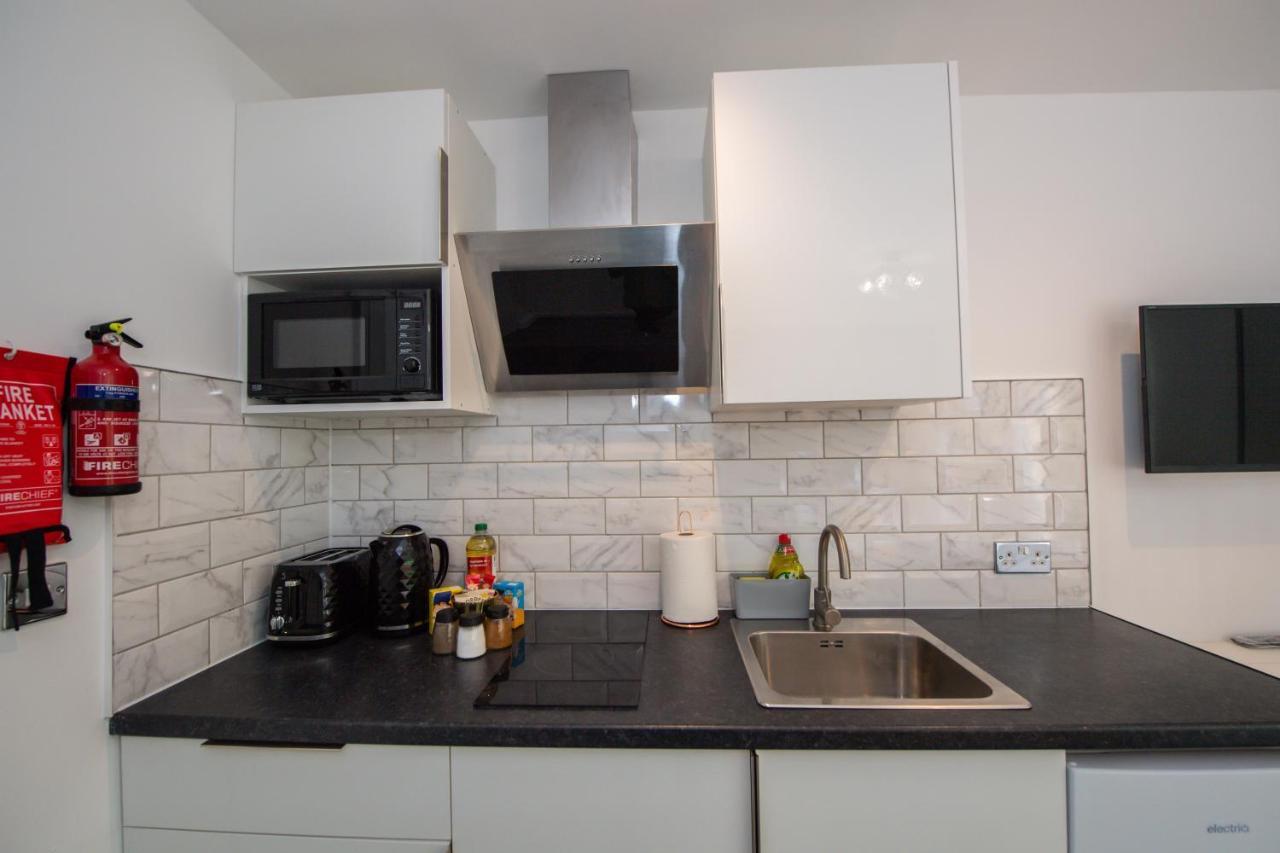 Five Seasons Liverpool City - Modern Studios Near Anfield Exteriör bild
